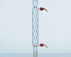 ống sinh hàn dạng bóng xoắn thẳng thường được dùng trong phòng lab, thí nghiệm tại các trường học, công ty thủy hải sản